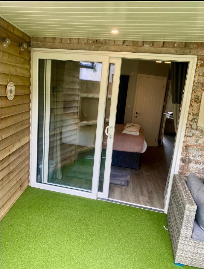 Poppy'S Place Llandudno Junction Exterior photo